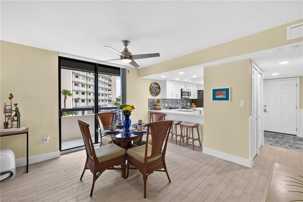 8400 Estero BLVD 105-16