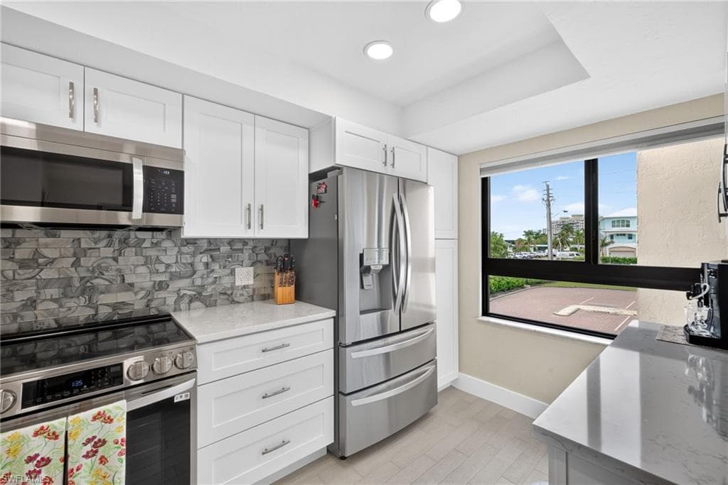 8400 Estero BLVD 105-12