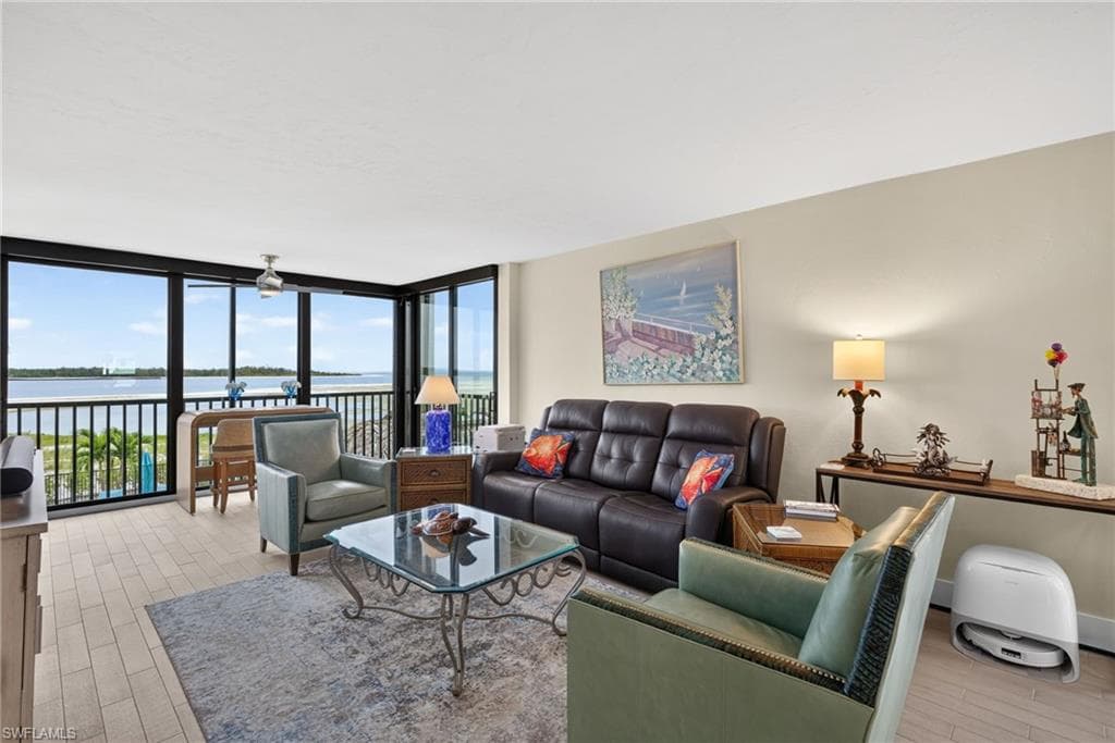 8400 Estero BLVD 105-24