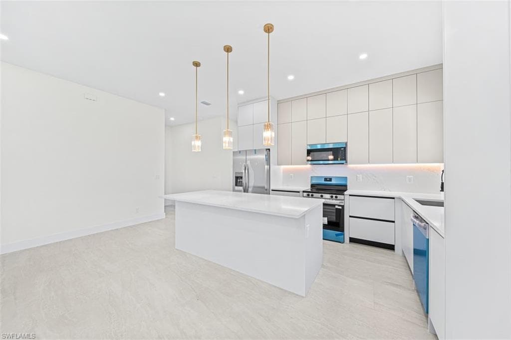 2905 Hanna AVE N-11