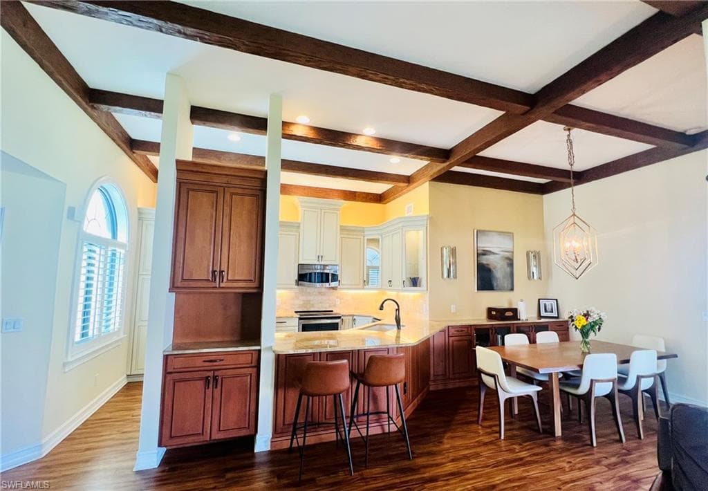 619 Beachwalk CIR I201-6