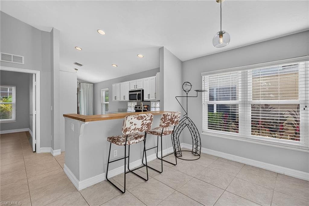 3516 Magenta CT 15-9