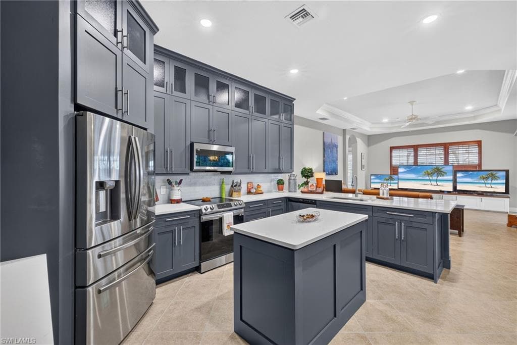 5637 Whispering Willow WAY-12