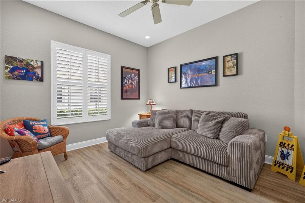 5637 Whispering Willow WAY-29