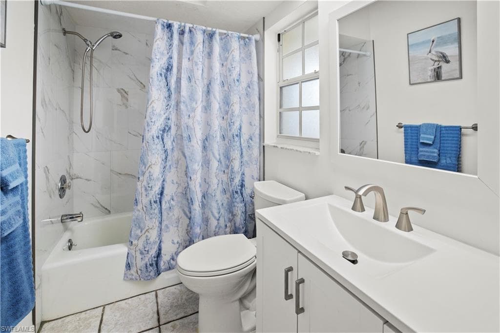 26283 Nadir RD 201-28