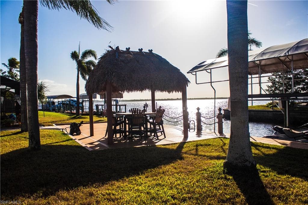 1757 Seafan CIR-17