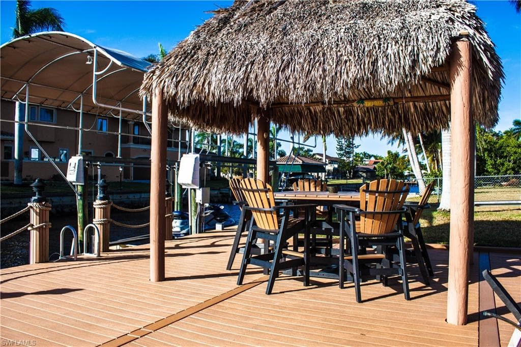 1757 Seafan CIR-16