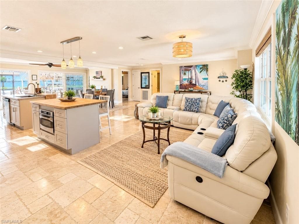1757 Seafan CIR-10