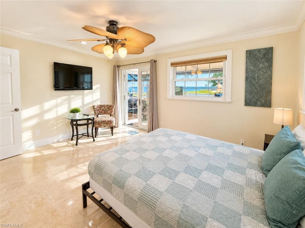 1757 Seafan CIR-33