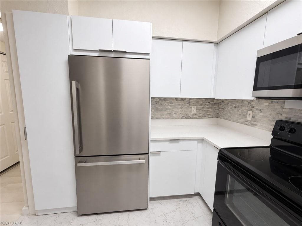 23680 Walden Center DR 204-14