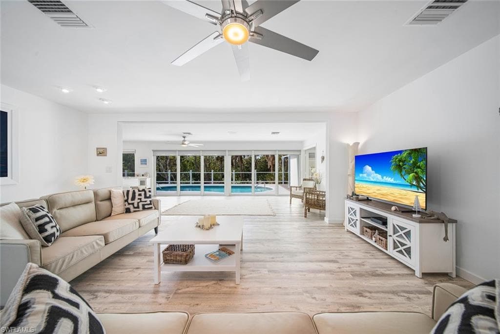 4639 Brainard Bayou RD-17