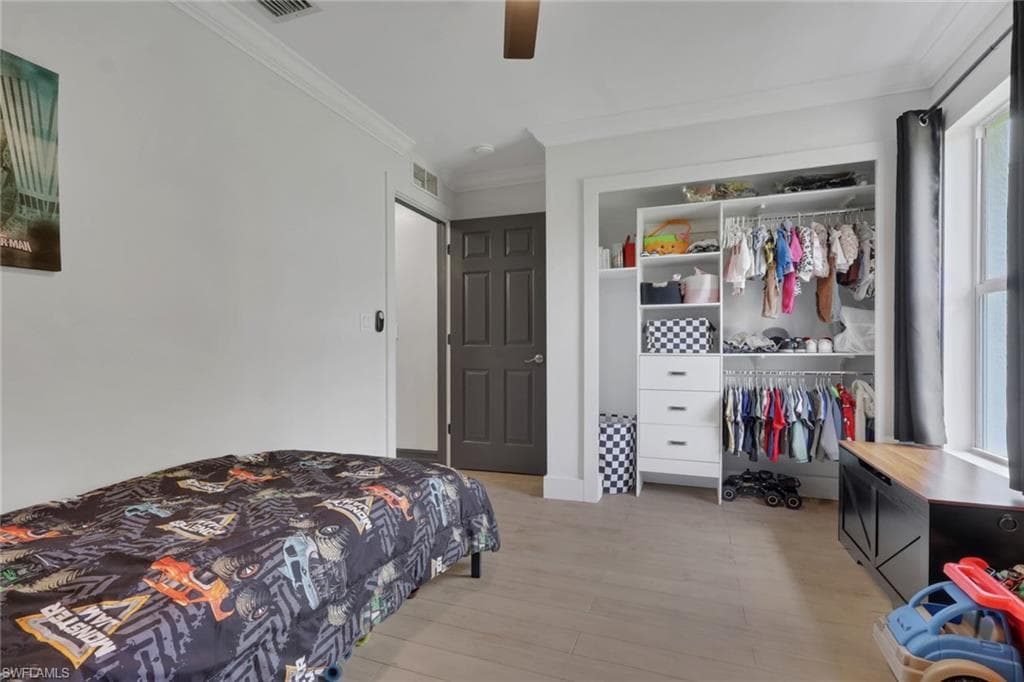 4869 22nd AVE SE-18