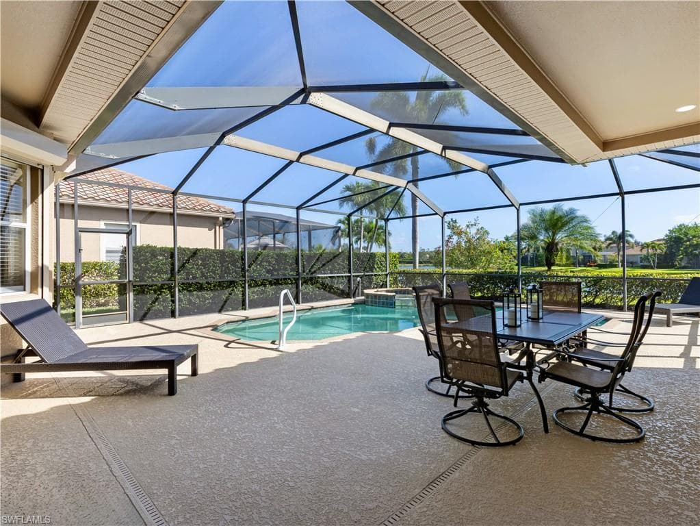 20985 Torre Del Lago ST-23