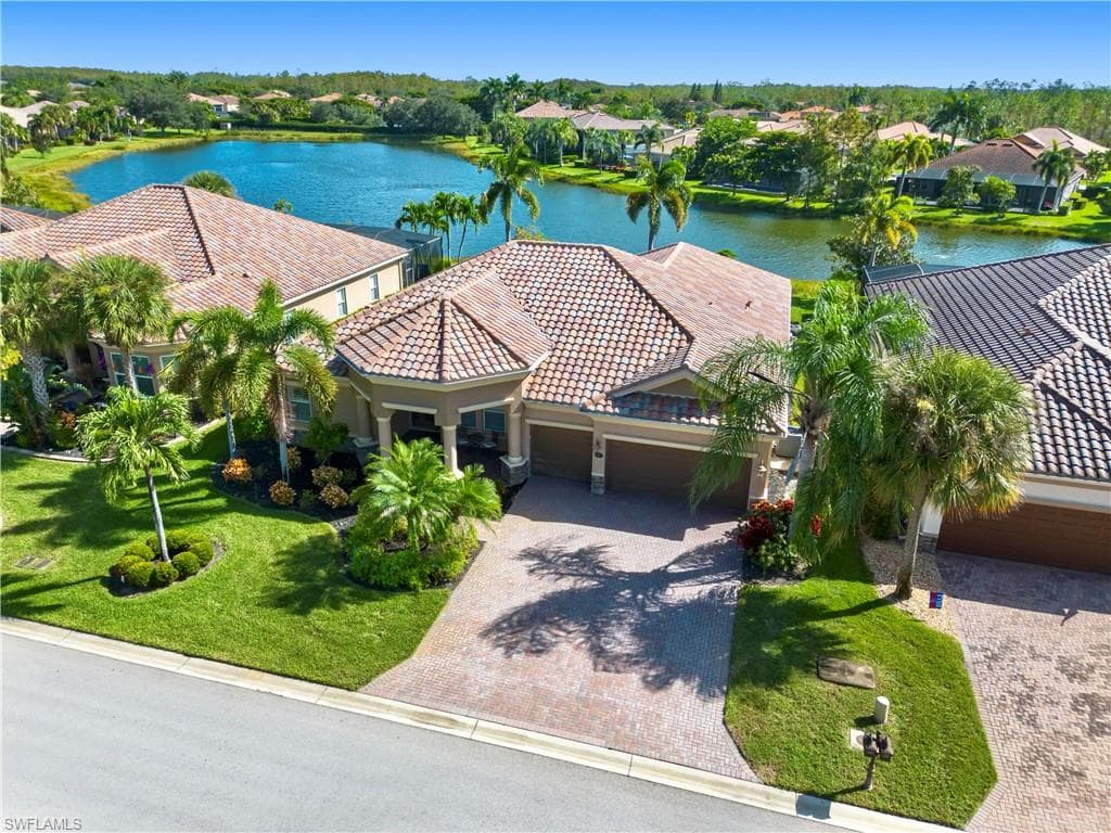20985 Torre Del Lago ST-42