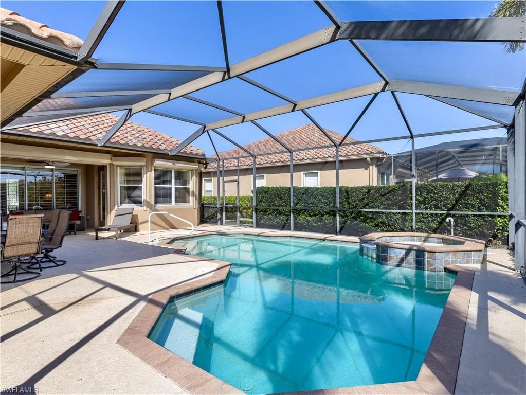 20985 Torre Del Lago ST-28