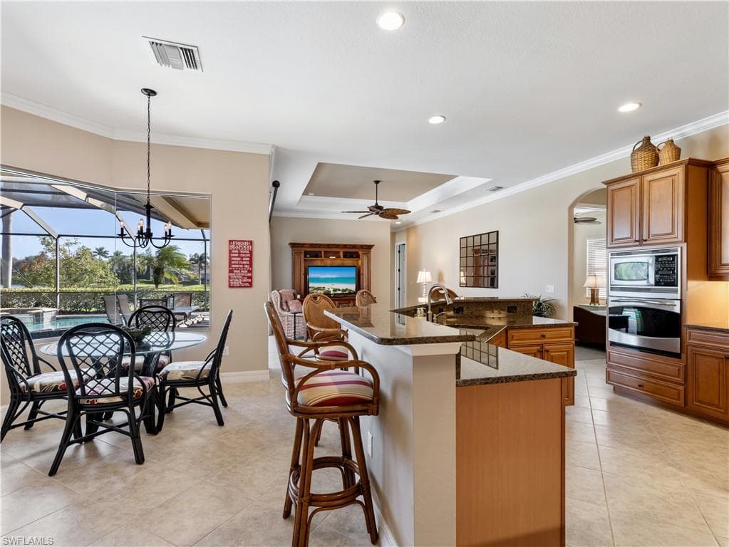 20985 Torre Del Lago ST-10
