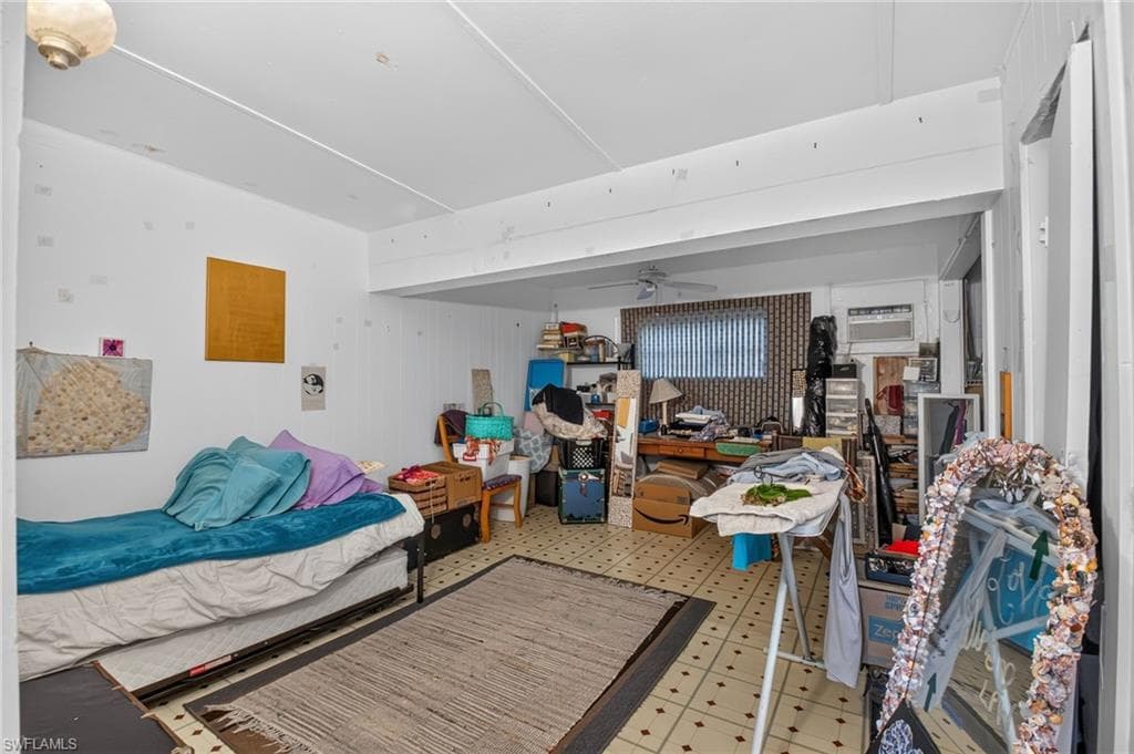 713 S Lake AVE-30