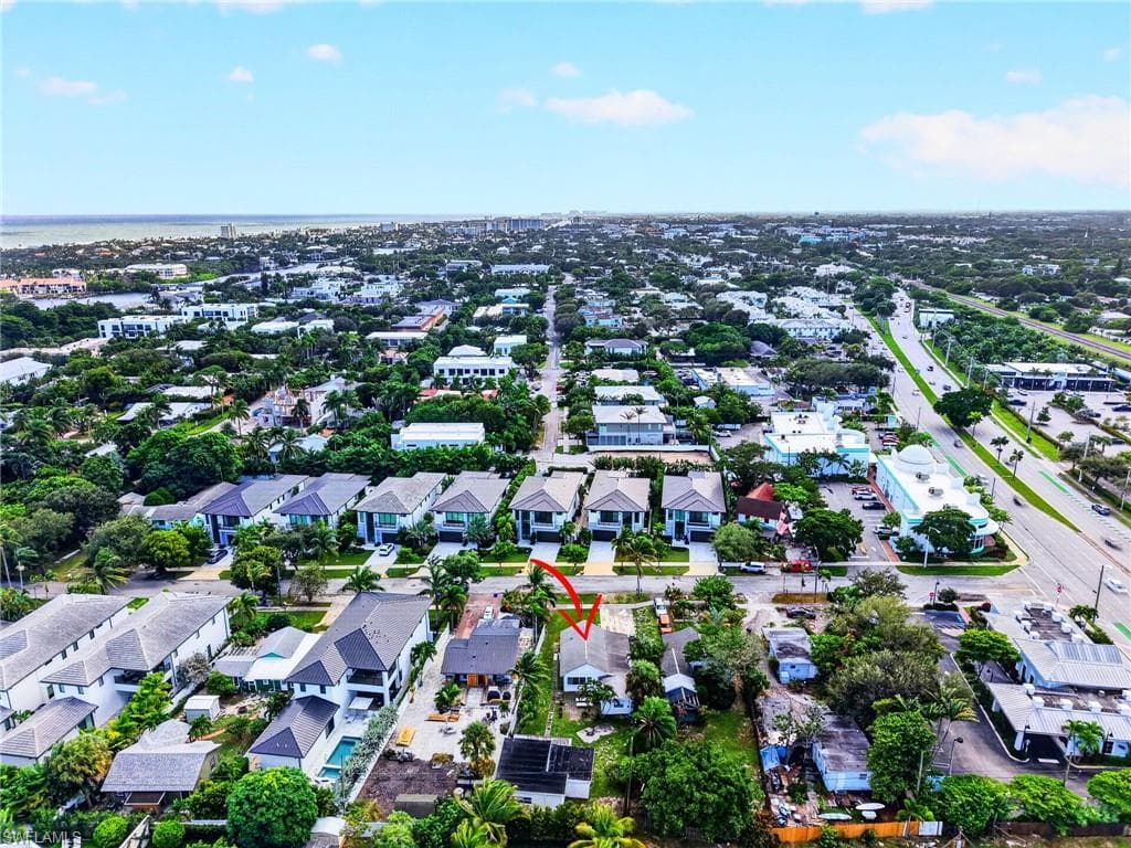 713 S Lake AVE-45