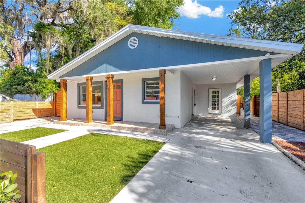 4234 Cayuga St E, Tampa, FL 33610-4