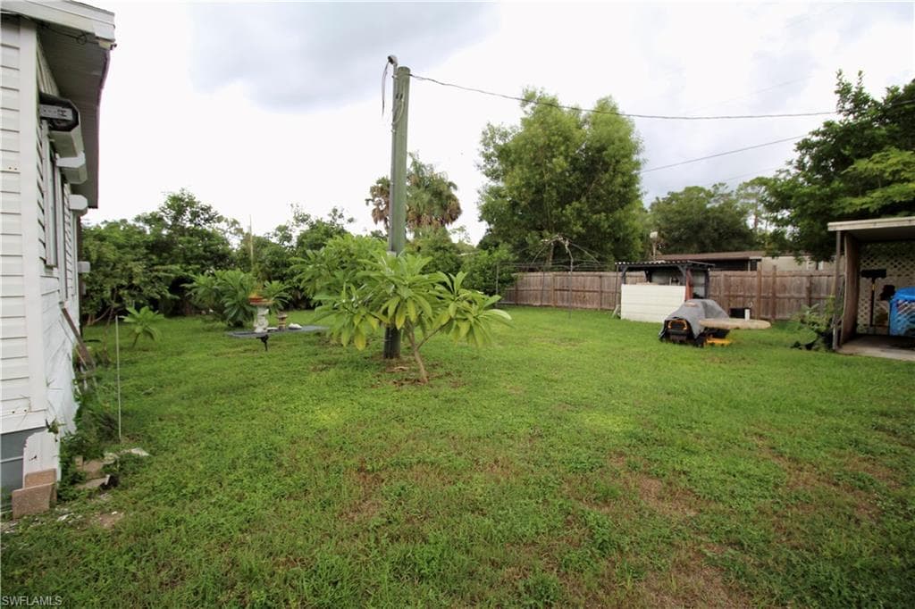 8243 Nault Rd, North Fort Myers, FL 33917-10