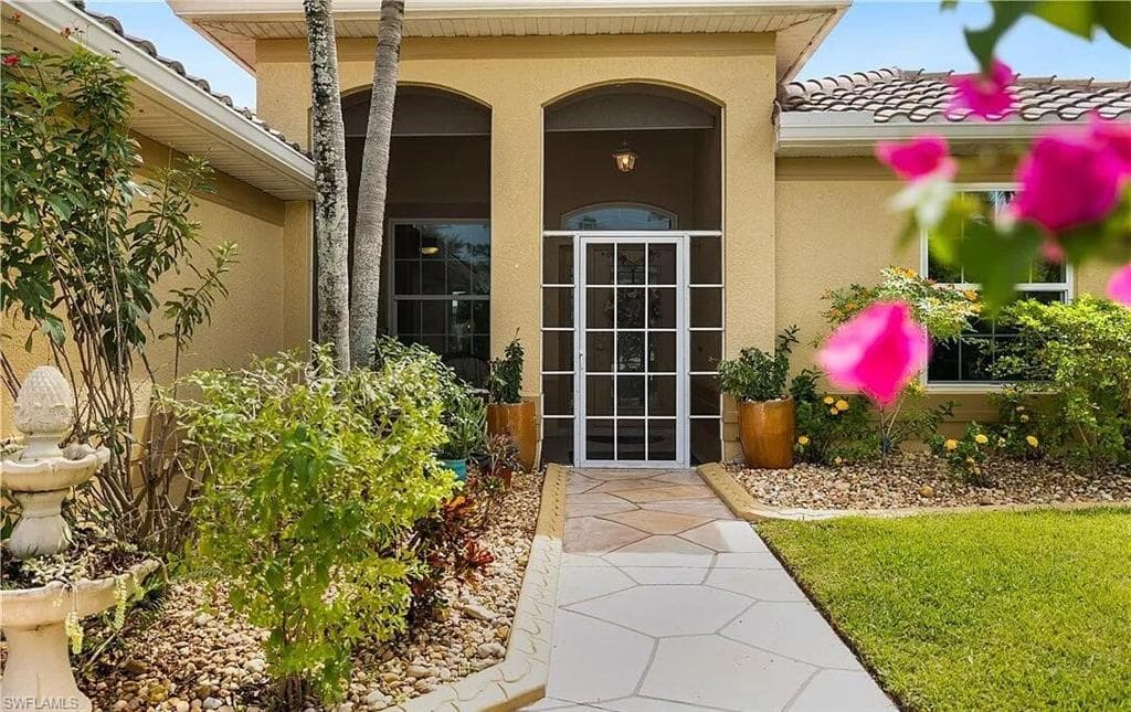 20630 Dennisport Ln, North Fort Myers, FL 33917-2